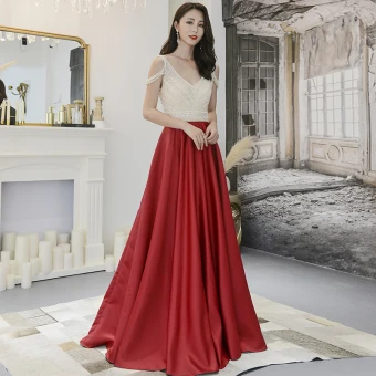 Moderne Mode Bordeaux Robe De Soirée 2019 Princesse Perlage Faux Diamant V Cou Dos Nu Sans Manches Train De Balayage Robe De Ceremonie