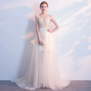 Élégant Champagne Robe De Soirée 2018 Princesse Paillettes Perle V Cou Dos Nu Sans Manches Train De Balayage Robe De Ceremonie