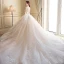 Étourdissant Robe De Mariée 2018 Robe Boule En Dentelle Appliques Brodé Encolure Dégagée 3/4 Manches Royal Train Mariage