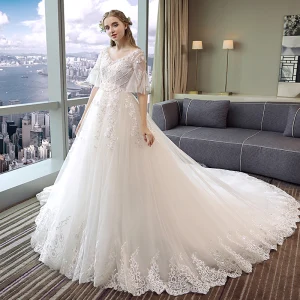 Chic Beautiful Ivory Wedding Dresses 2018 Ball Gown Lace Appliques V Neck Backless 1 2 Sleeves Chapel Train Wedding