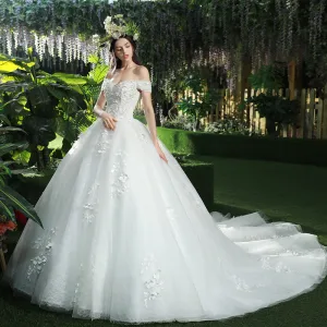 Chic Beautiful White Wedding Dresses 2018 Ball Gown Appliques Rhinestone Off The Shoulder Backless Sleeveless Royal Train Wedding
