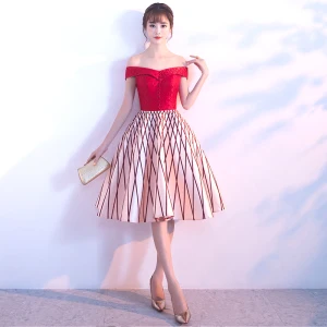 Chic Beautiful Red Homecoming Graduation Dresses 2018 A Line Princess Striped Off The Shoulder Backless Sleeveless Knee Length Formal Dresses