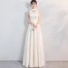 Modest / Simple Evening Dresses  2018 A-Line / Princess High Neck Sleeveless Floor-Length / Long Formal Dresses