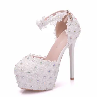 Stylowe Modne Białe Buty Ślubne 2018 Z Koronki Kwiat Rhinestone Z Paskiem 14 Cm Szpilki Okrągłe Toe Ślub Wysokie Obcasy