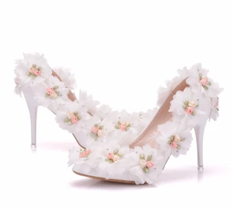 Elegant White Wedding Shoes 2018 Appliques Rhinestone 9 Cm Stiletto Heels Pointed Toe Wedding Pumps