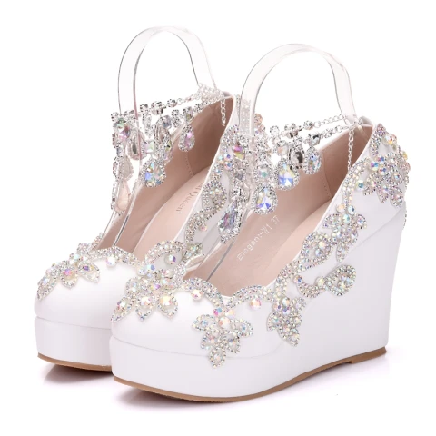 Scintillantes Blanche Chaussure De Mariée 2018 Faux Diamant Cristal À Bout Rond Mariage Compensées Sandales