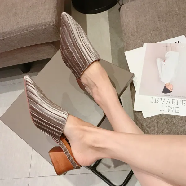 Modern / Fashion Blushing Pink Casual Womens Shoes 2018 Suede Thick Heels Pointed Toe Low Heels / Kitten Heels Slipper & Flip flops