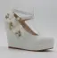Modern / Fashion White Outdoor / Garden Womens Shoes 2018 Appliques Rhinestone Ankle Strap 9 cm Wedges Round Toe