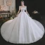 Simple Haut de Gamme Blanche Glitter Robe De Mariée 2021 Robe Boule Encolure Dégagée Manches Courtes Dos Nu Noeud Royal Train Mariage