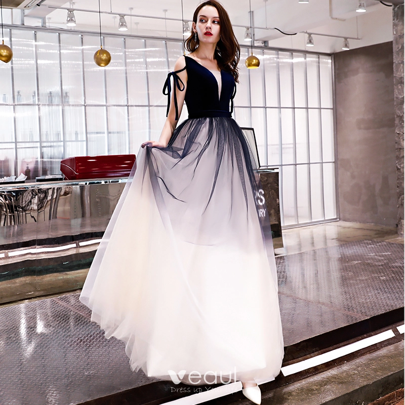 Chic Beautiful Navy Blue Prom Dresses 2019 A Line Princess Spaghetti Straps Sleeveless Backless Floor Length Long Formal Dresses