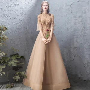 Élégant Doré Robe De Soirée 2019 Princesse En Dentelle Perlage Cristal Col Haut Dos Nu 1 2 Manches Longue Robe De Ceremonie