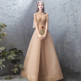 Élégant Doré Robe De Soirée 2019 Princesse En Dentelle Perlage Cristal Col Haut Dos Nu 1 2 Manches Longue Robe De Ceremonie