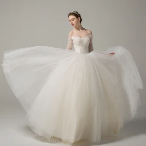 Chic Belle Champagne Robe De Mariée 2018 Princesse Perlage De L Épaule Dos Nu 3 4 Manches Longue Mariage