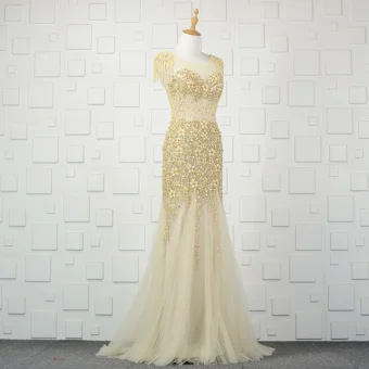 Lyx Champagne Handgjort Beading Aftonklänningar 2019 Trumpet Sjöjungfru Pärla Tassel Kristall Rhinestone Paljetter Urringning Ärmlös Halterneck Svep Tåg Formella Klänningar