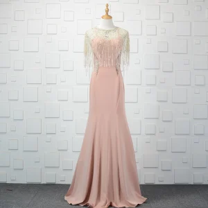 Mode 2 Bit Beading Pärla Rosa Aftonklänningar 2019 Trumpet Sjöjungfru Kristall Rhinestone Tassel Urringning Ärmlös Långa Formella Klänningar