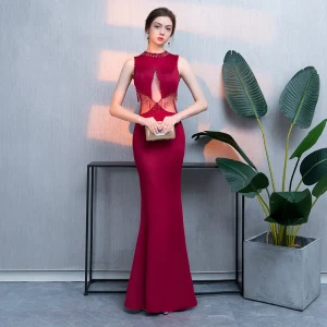 Chic Belle Bordeaux Robe De Soirée 2018 Trompette Sirène Perlage Cristal Gland Encolure Dégagée Sans Manches Longue Robe De Ceremonie