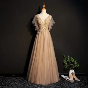 Élégant Champagne Robe De Bal 2019 Princesse En Dentelle Appliques Perlage Cristal V Cou Manches Courtes Dos Nu Longue Robe De Ceremonie