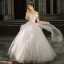 Élégant Ivoire Robe De Mariée 2018 Robe Boule Dentelle Perlage Cristal Paillettes Volants en Cascade De l'épaule Dos Nu Sans Manches Longue Mariage