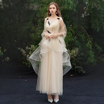 Elegant Champagne Evening Dresses 2019 A Line Princess Spaghetti Straps Lace Appliques Sleeveless Backless Ankle Length Formal Dresses