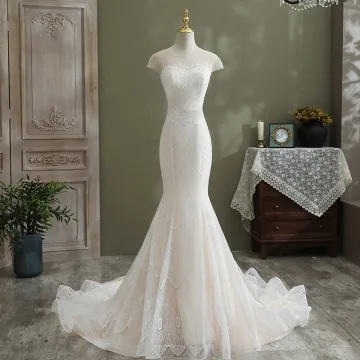 Charmant Ivoire Trompette Sirène Robe De Mariée 2021 Encolure Dégagée En Dentelle Fleur Manches Courtes Dos Nu Chapel Train Mariage