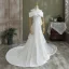 Élégant Ivoire Trompette / Sirène Satin Robe De Mariée 2021 De l'épaule Manches Courtes Dos Nu Cathedral Train