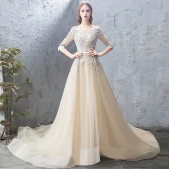 Élégant Champagne Robe De Soirée 2019 Princesse Encolure Dégagée En Dentelle Fleur Cristal Perlage Paillettes 1 2 Manches Dos Nu Chapel Train Robe De Ceremonie