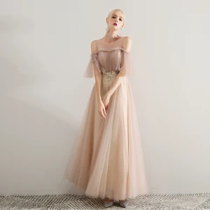 Élégant Champagne Robe De Bal 2019 Princesse Encolure Dégagée Perlage En Dentelle Appliques Volants Manches Courtes Dos Nu Longue Robe De Ceremonie