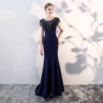 Chic Belle Bleu Marine Robe De Soirée 2019 Trompette Sirène Encolure Dégagée Perlage Gland Sans Manches Robe De Ceremonie