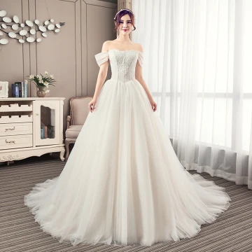 Élégant Champagne Robe De Mariée 2019 Princesse De L Épaule En Dentelle Perlage Sans Manches Dos Nu Chapel Train