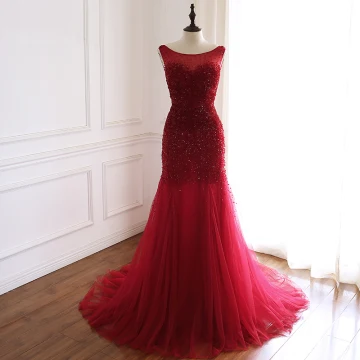 Luxury Gorgeous Burgundy Handmade Beading Evening Dresses 2019 Trumpet Mermaid Scoop Neck Sequins Crystal Sleeveless Backless Court Train Formal Dresses