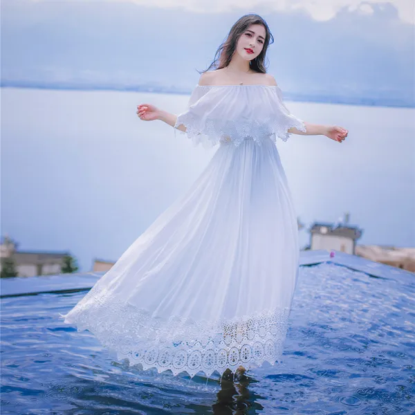 Modest / Simple White Honeymoon Maxi Dresses 2019 A-Line / Princess Off-The-Shoulder Lace Pleated Short Sleeve Floor-Length / Long Womens Clothing