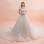 Charmant Champagner Brautkleider / Hochzeitskleider 2019 A Linie Off Shoulder Perlenstickerei Quaste Spitze Blumen Pailletten Kurze Ärmel Rückenfreies Königliche Schleppe