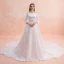 Élégant Ivoire Robe De Mariée 2019 Princesse De l'épaule Perle Faux Diamant 3/4 Manches Dos Nu Noeud Royal Train