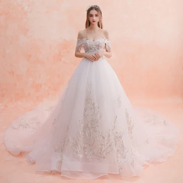 Eleganta Vita Bröllopsklänningar 2019 Prinsessa Av Axeln Beading Tassel Spets Blomma Korta Ärm Halterneck Royal Train