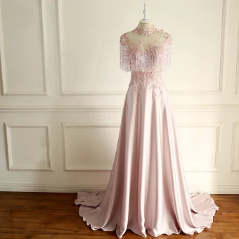 Luxe Perle Rose Robe De Soirée 2018 Princesse Fait Main Perlage Gland Cristal Paillettes Appliques Encolure Dégagée Dos Nu Manches Courtes Tribunal Train Robe De Ceremonie