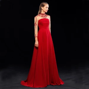 Chic Belle Bordeaux Robe De Soirée 2019 Princesse Col Haut Perlage Cristal 3 4 Manches Dos Nu Train De Balayage Robe De Ceremonie