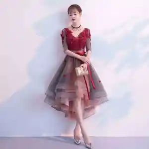 Moderne Mode Bordeaux Robe De Cocktail 2019 Princesse V Cou Appliques Noeud 1 2 Manches Dos Nu Asymétrique Robe De Ceremonie