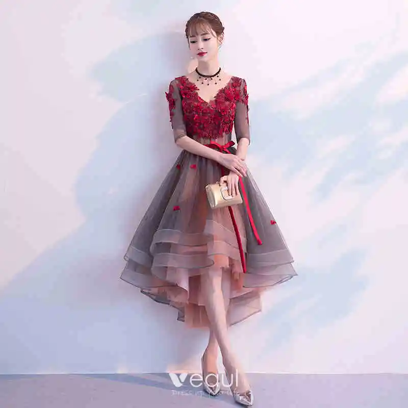 Moda Borgona Vestidos de coctel 2019 A Line Princess V Cuello Apliques Bowknot 1 2 AErmer Sin Espalda Asimetrico Vestidos Formales