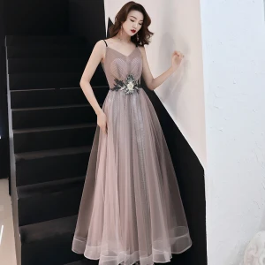 Moderne Mode Rougissant Rose Robe De Soirée 2019 Princesse Appliques En Dentelle Bretelles Spaghetti Sans Manches Dos Nu Longue Robe De Ceremonie