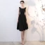 Modest / Simple Black Homecoming 2019 Graduation Dresses A-Line / Princess Scoop Neck Sleeveless Backless Knee-Length Formal Dresses