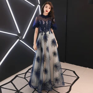 Élégant Bleu Marine Robe De Soirée 2019 Princesse Encolure Dégagée Perlage En Dentelle Fleur Manches Courtes Dos Nu Longue Robe De Ceremonie