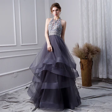 Sexy Bleu Marine Perlage Robe De Bal 2019 Princesse Titulaire Appliques Cristal Faux Diamant Sans Manches Dos Nu Volants En Cascade Longue Robe De Ceremonie