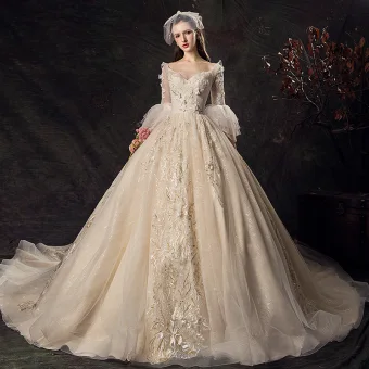 Style Audrey Hepburn Champagne Robe De Mariée 2019 Robe Boule V Cou En Dentelle Fleur Manches De Cloche Dos Nu Royal Train