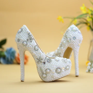 Piękne Białe Buty Ślubne 2019 Aplikacje Perła Rhinestone Kryształ 14 Cm Szpilki Okrągłe Toe Ślub Czółenka