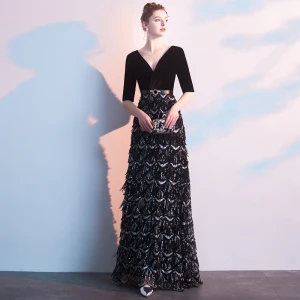Charmant Noire Robe De Soirée 2019 Princesse Col V Profond Daim Ceinture Paillettes 1 2 Manches Longue Robe De Ceremonie