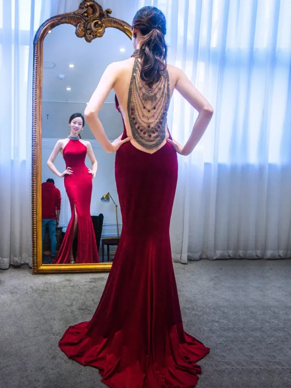 Sexy Couleur Unie Rouge Robe De Soiree 2019 Trompette Sirene Titulaire Daim Dos Nu Fait main Perlage Sans Manches Fendue devant Train De Balayage Robe De Ceremonie