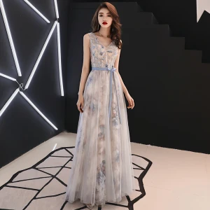 Chic Beautiful Grey Evening Dresses 2019 A Line Princess V Neck Crystal Lace Flower Bow Sleeveless Backless Floor Length Long Formal Dresses
