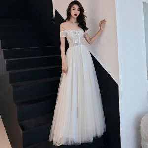 Élégant Ivoire Robe De Bal 2019 Princesse De L 039 Épaule En Dentelle Fleur Faux Diamant Manches Courtes Dos Nu Longue Robe De Ceremonie