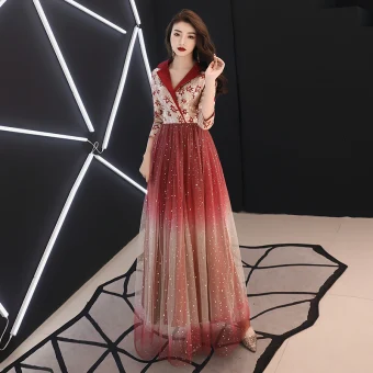 Charmant Dégradé De Couleur Bordeaux Robe De Soirée 2019 Princesse V Cou En Dentelle Étoile 3 4 Manches Longue Robe De Ceremonie