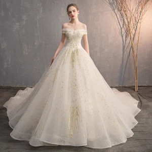 Charmant Champagne Robe De Mariée 2019 Princesse De L 039 Épaule Étoile En Dentelle Fleur Perle Paillettes Manches Courtes Dos Nu Royal Train